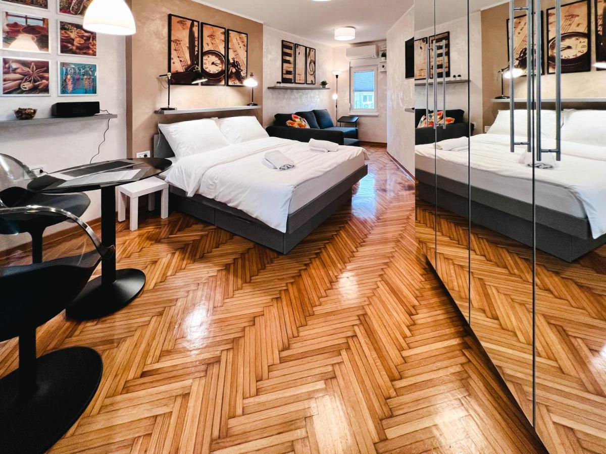 Old Town Luxury Suites Βελιγράδι Εξωτερικό φωτογραφία